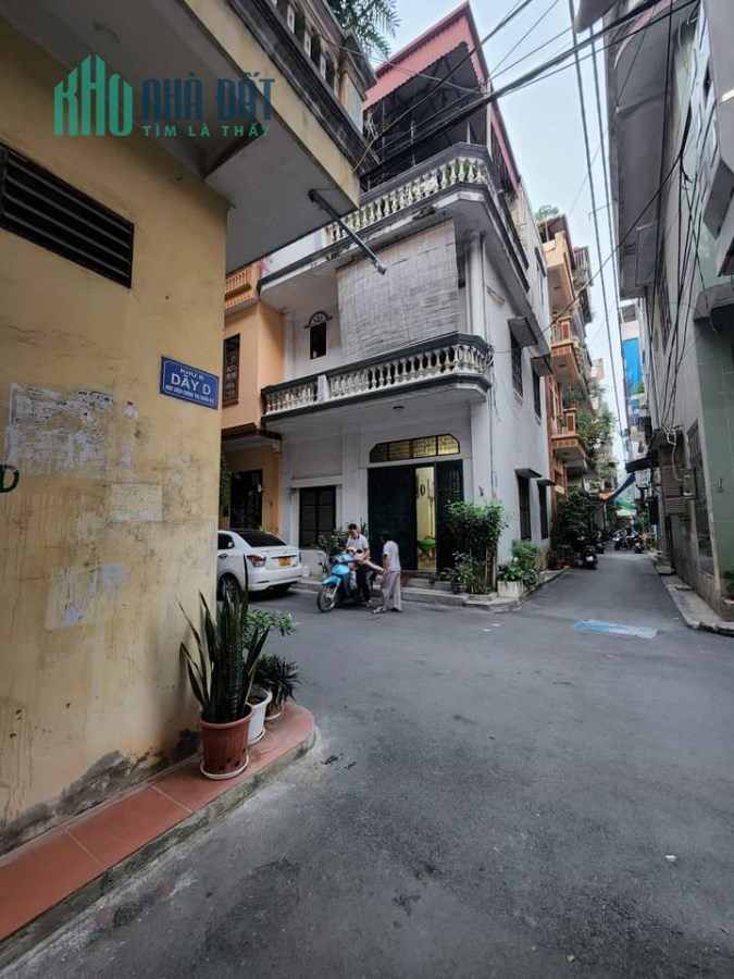 Bán nhà phố NGÔ QUYỄN  , 46 m2, 3 TẦNG, Ô TÔ 7 CHỖ  ĐỖ CỬA, GIÁ  4.9 tỷ