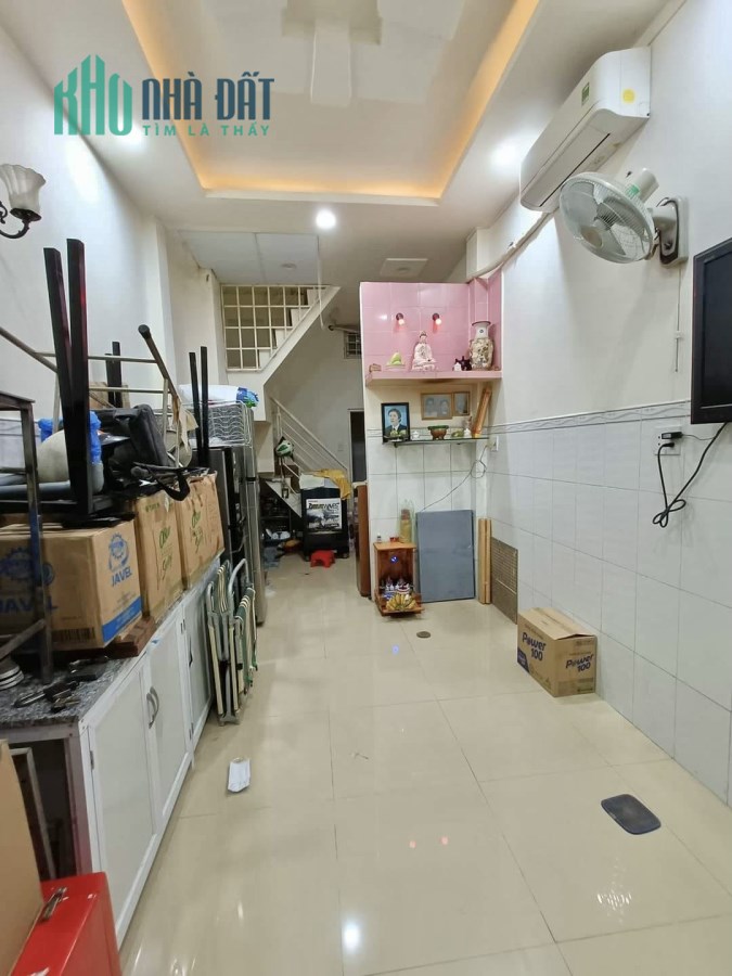 Bán nhà 3 tầng hẻm Trần Hưng Đạo p2q5 khu vực đắc địa chỉ 4.6 tỷ