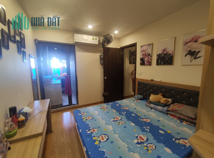Bán căn hộ chung cư tầng trung The Vesta 57m2 giá chỉ 1,4 tỉ.