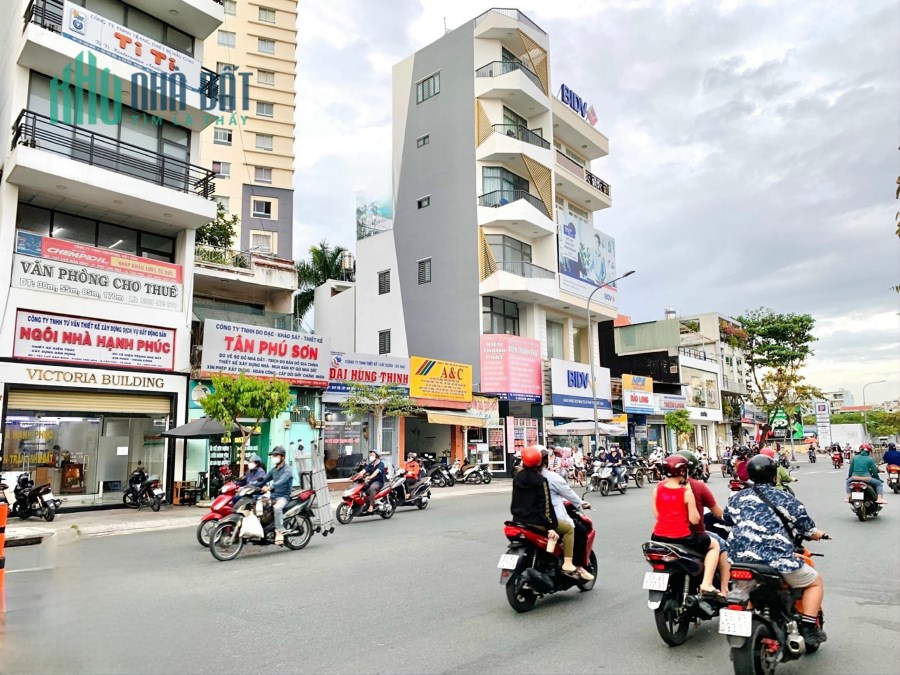 BÁN NHÀ MT ĐƯỜNG TÂN SƠN NHÌ, 8X37.5, 300M2. GIÁ 45.5 TỶ TL
