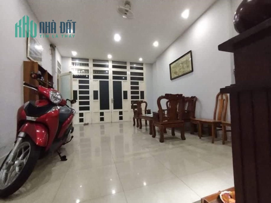 Bán Nhà Đường Ngô Gia Tự Quận 10 - 49M2 5 Tầng Mới Tinh - Sau Lưng Căn Mặt Tiền.