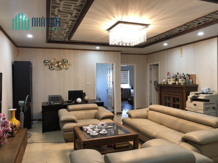Bán căn hộ chung cư phố Láng Hạ 160m2, 10MT, 3PN 3WC chỉ 6 tỷ