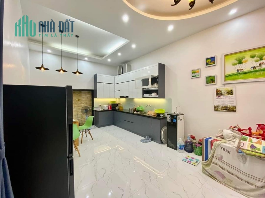 Bán nhà Nguyễn Khoái, Hoàng  Mai 88M* 4 Tầng giá 4.78 Tỷ - Ô tô vào nhà