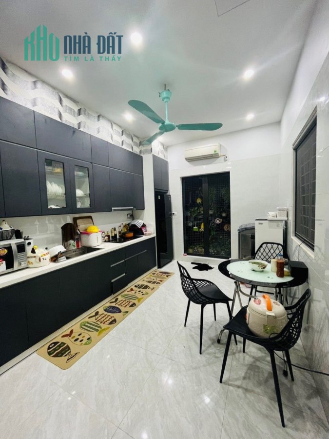 BÁN NHÀ TRƯỚC TẾT XÃ ĐÀN 30M2 x 4T NHỈNH 3 TỶ NGÕ THÔNG