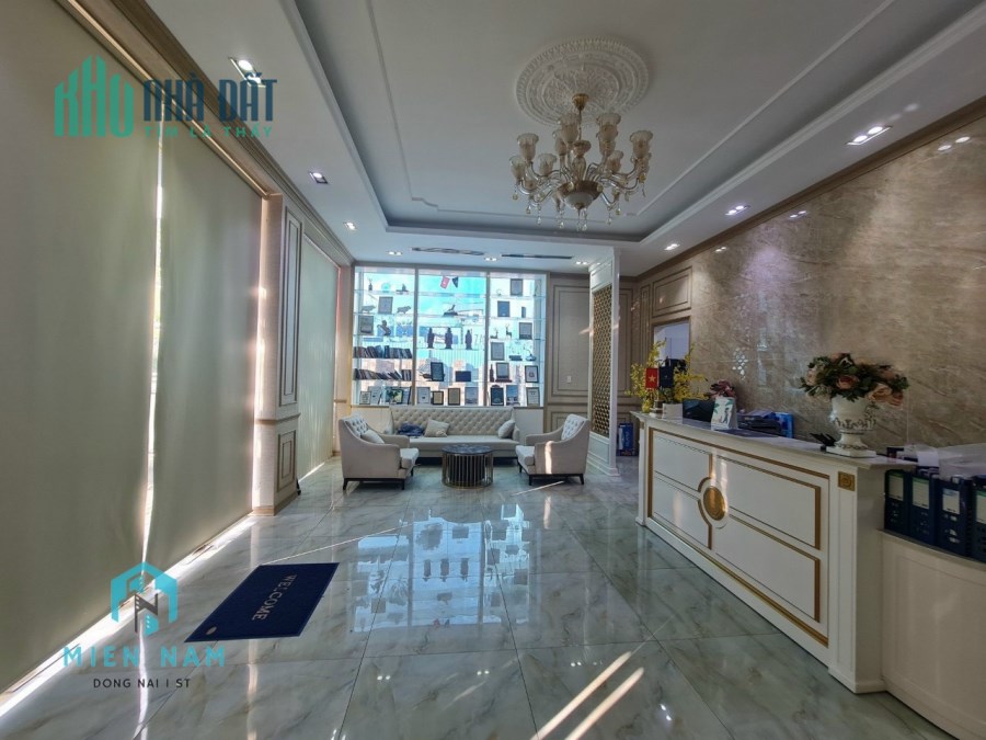 CHO THUÊ nhà nguyên căn góc 3 mặt tiền đuờng Quận 2, TP.HCM