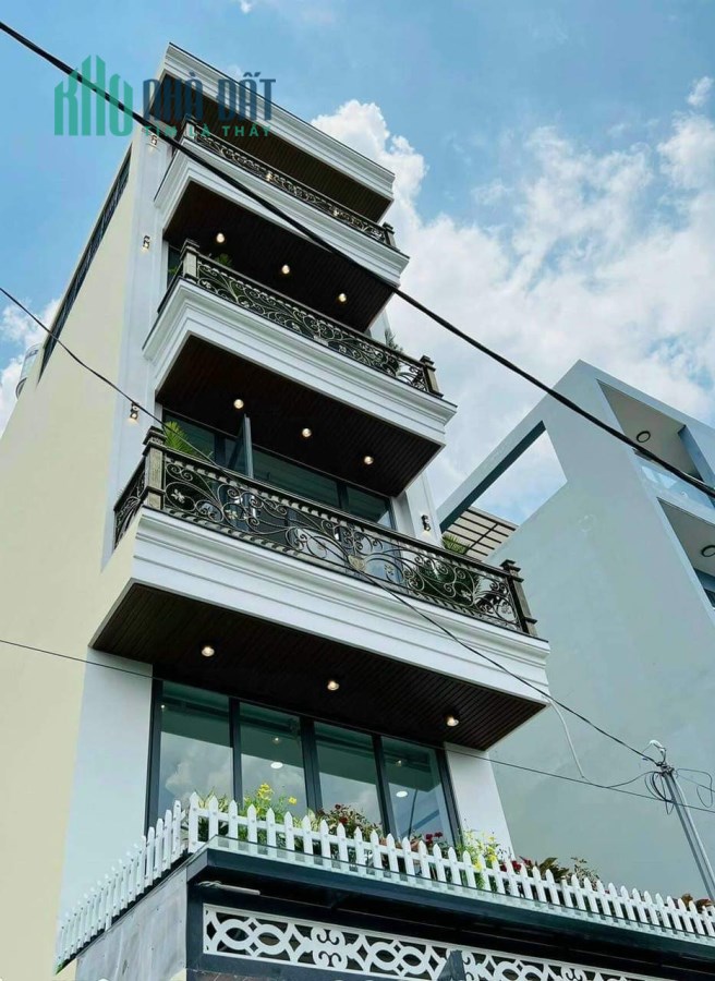 Nhà Phố giảm tam nát không mua,lúc sốt lại đua mua giá cao,giá ảo.