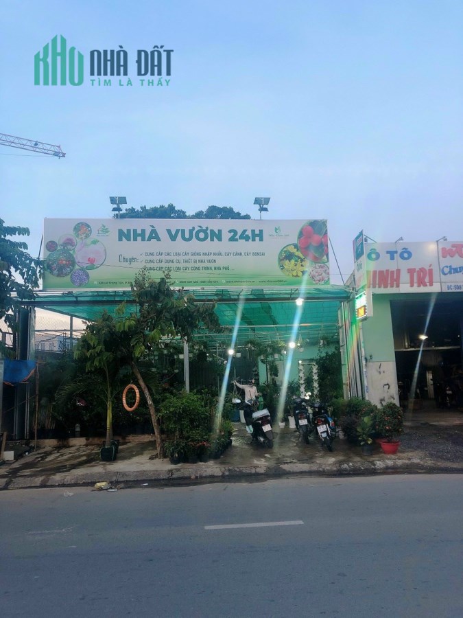 Bán nhà MTKD Lê Trọng Tấn, Q. Tân Phú, DT: 10x18m,Cấp 4 , Gía 25 tỷ TL