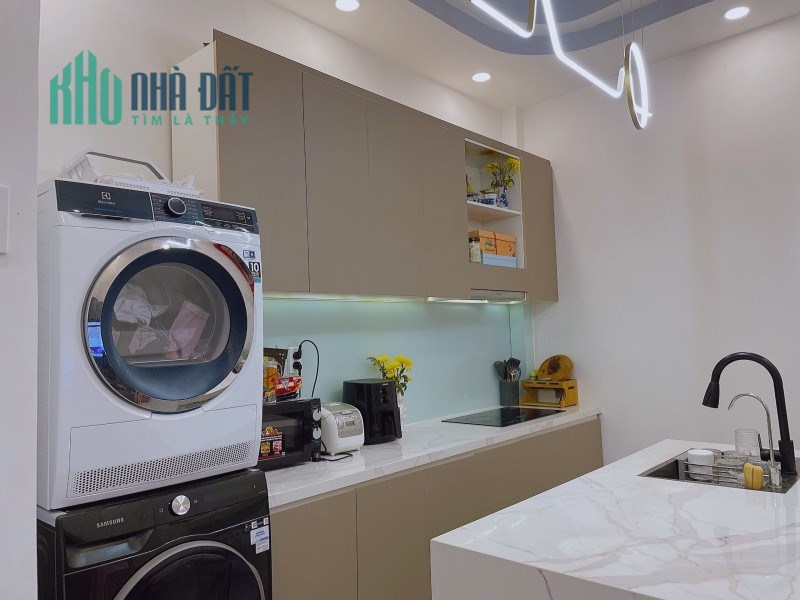 Bán nhà mới đẹp Phạm Văn Chiêu - 3 tầng - Chỉ 2 tỷ 100 (TL)