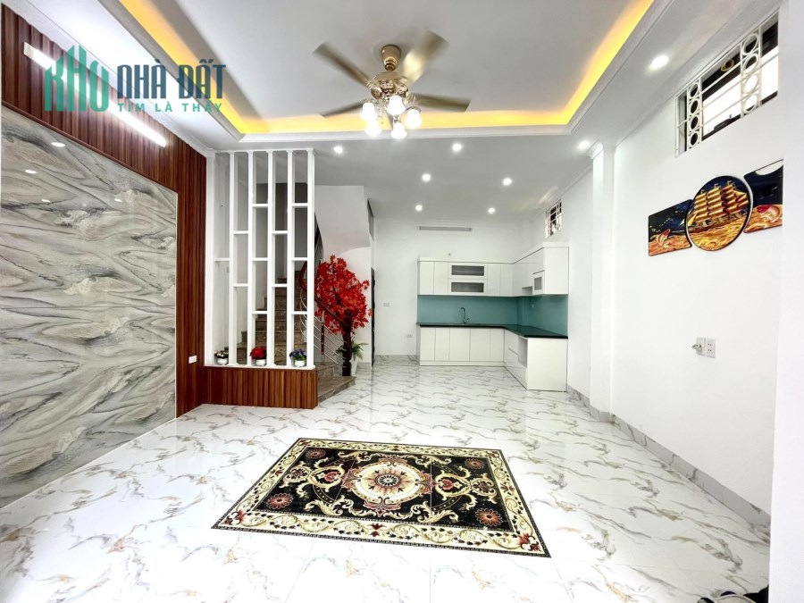 CHỈ 2.85 TỶ ĐÃ CÓ NHÀ 5 TẦNG TỨ HIỆP Ô TÔ NHỎ ĐỖ CỔNG