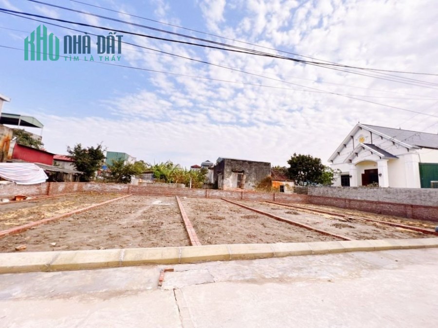 Chỉ với 450tr có ngay lô đất  gần ủy ban xã Tân Viên, mặt đường rộng gần 5m
