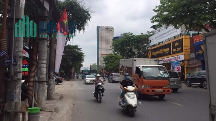Bán nhà Mặt phố Phùng Hưng, 152m2, mt6m, kinh doanh đắc địa giá 30 tỷ