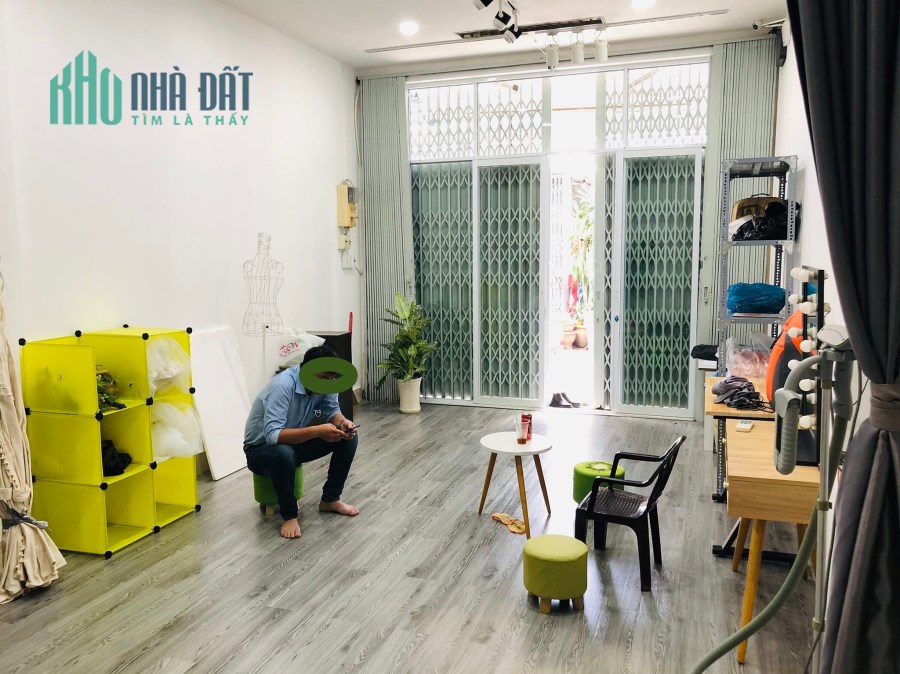 NHÀ 2 TẦNG ĐƯỜNG TÂN HƯƠNG 40M2 - HẺM 8M - CHỈ 4.X TỶ