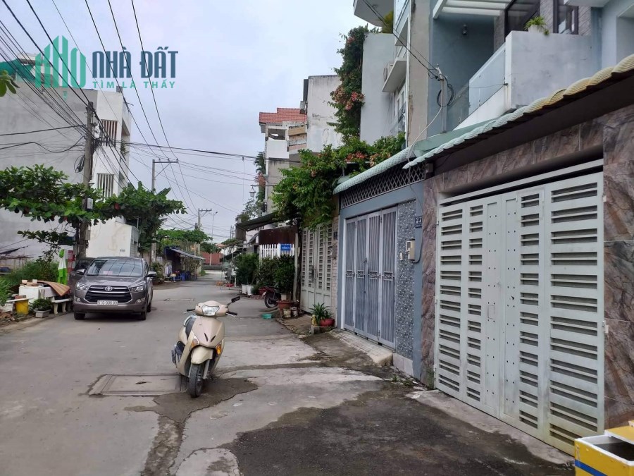Nhà mặt tiền - Giá trong hẻm - Nhà mới đẹp - Vào ở ngay. dt 60m2. Giá chỉ nhỉnh 5 tỷ
