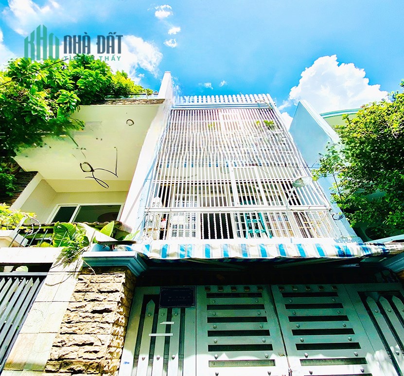 Bán nhà Mặt tiền hẻm Cách Mạng Tháng Tám, Tân Bình, 4 Tầng, 42m2