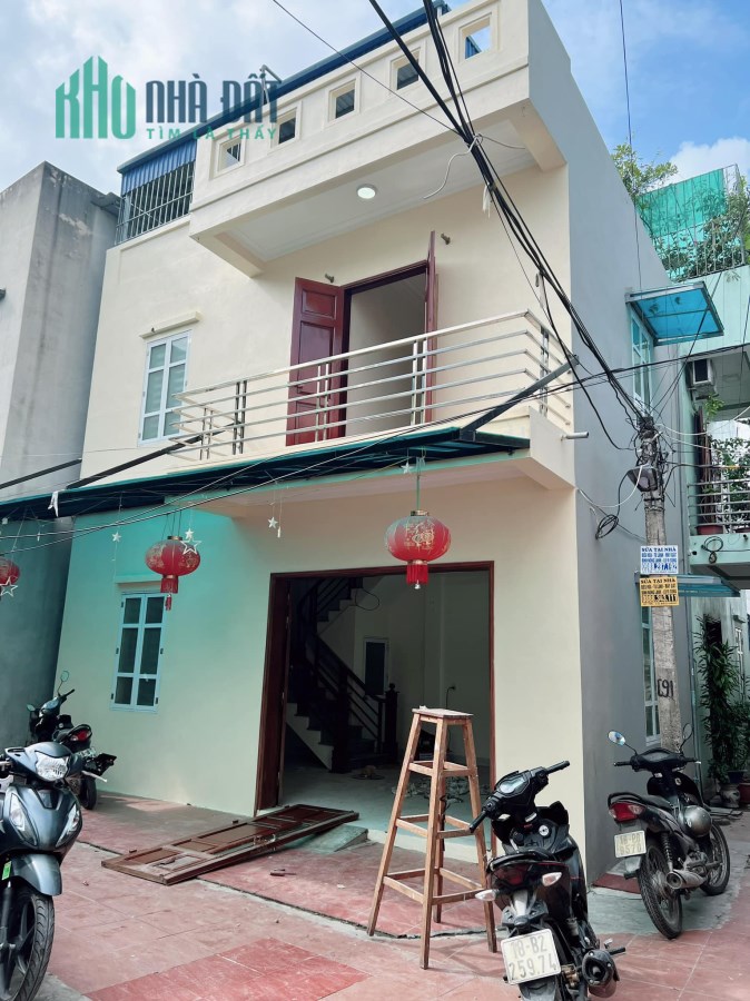 CHÍNH CHỦ CẦN BÁN CĂN NHÀ 2,5 TẦNG LÔ GÓC 2 MẶT TIỀN P LỘC VƯỢNG TP NAM ĐỊNH