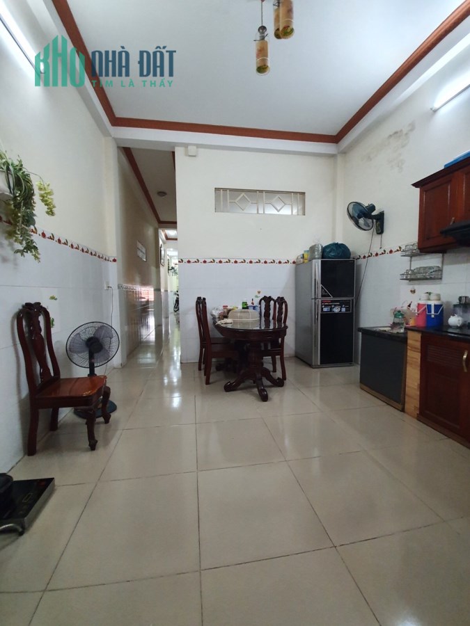 Hiệp thành 31, q12, nhà mặt tiền 2T, 4pn, 88M2, chỉ 7 tỷ 800tr ( bán gấp ).