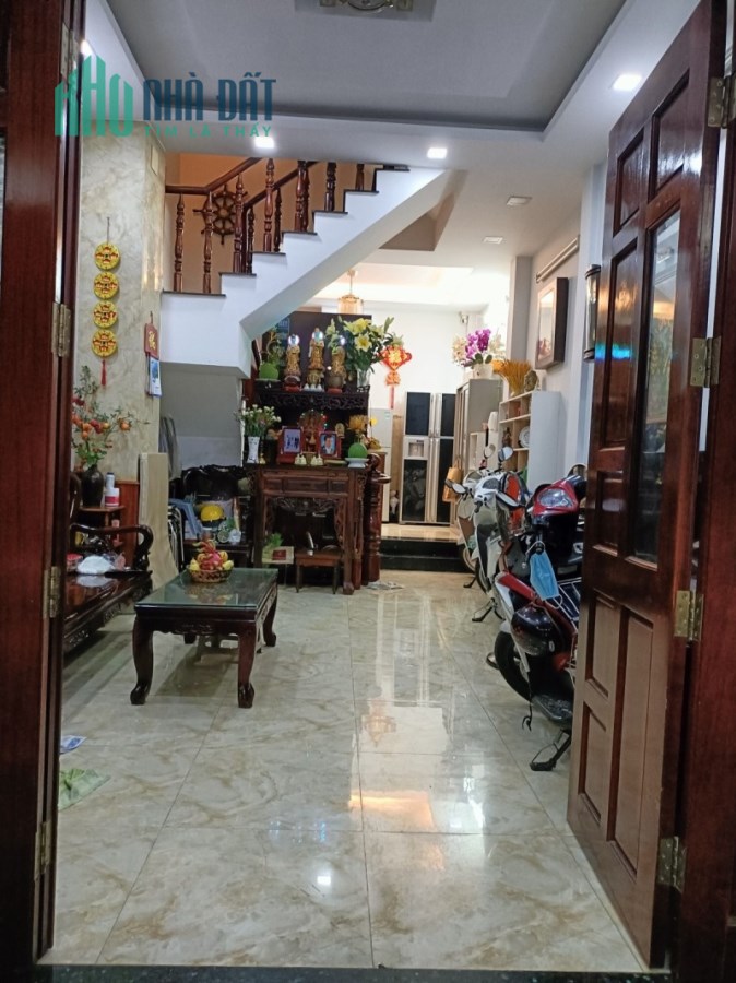 Bán gấp nhà ngã tư Vĩnh Viễn - Nguyễn Tri Phương, Hẻm thông sát mặt tiền, 4 Tầng 50m2, giá chỉ 8 Tỷ