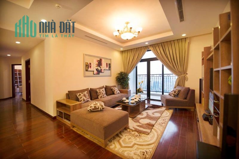 Bán căn hộ 150m2, 3 ngủ ở toà 170 Đê La Thành,giá:5 tỷ LH: 0949035102