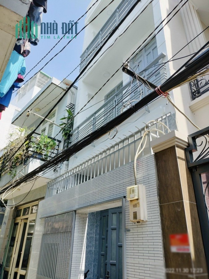 Cho thuê nhà nguyên căn hẻm nhánh 2 đường Dương Bá Trạc P1Q8