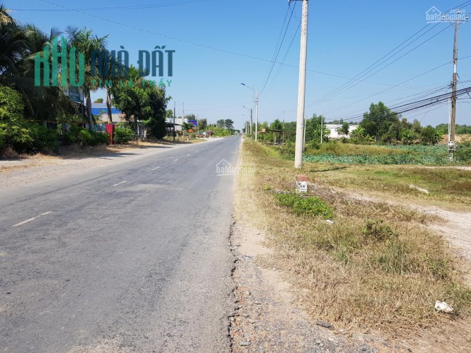 Cần vốn kinh doanh - Bán lỗ lô đất siêu rẻ - Mặt tiền QL62, 2 mặt tiền - DT2300m2 - Ngang 39m