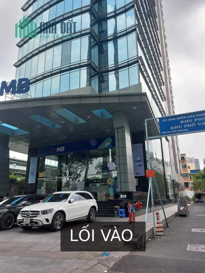 BÁN CĂN HỘ 261 TRẦN HƯNG ĐẠO  TẦNG 1, QUẬN 1 
DIỆN TÍCH 48 M2 CÓ 2 TỶ