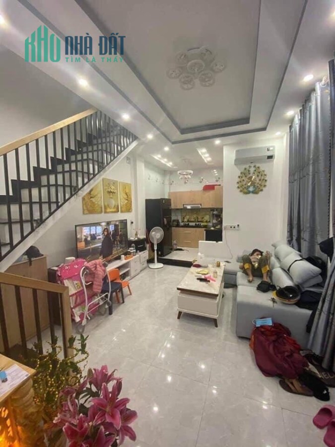 **Cảnh Báo** Nhà Ông ích Khiêm 2T –Hải Châu 72M2 Giá chỉ 1.8Tỷ 0935808739.