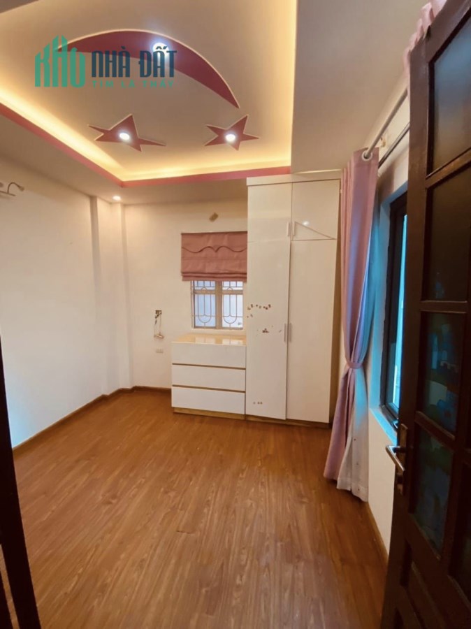 Bán nhà nhỏ xinh đường Lê Lợi, Hà Đông 36m2, MT 4m giá 3.2 tỷ.