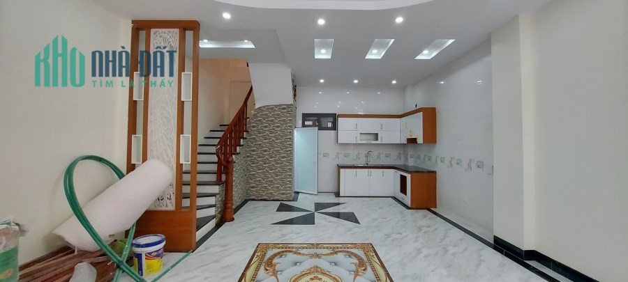 Bán nhà phường Phúc Đồng, nhà mới đón tết, 60 m2, 5T, chỉ 4,75 tỷ.