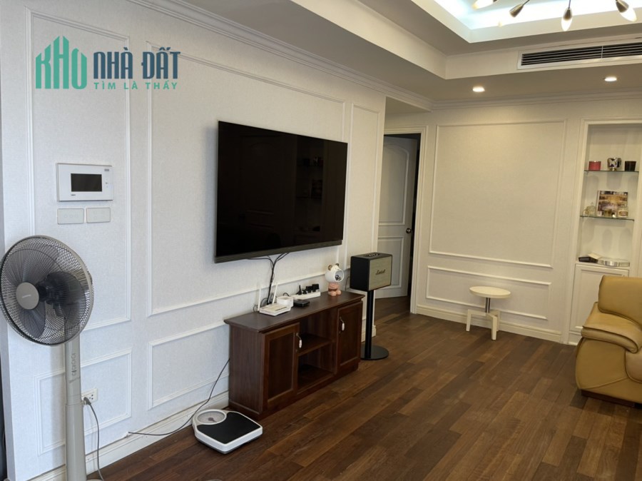 Bán nhanh nhà chung cư Kinh Đô 93 Lò Đúc 130m2, 3PN 2WC chỉ 6 tỷ