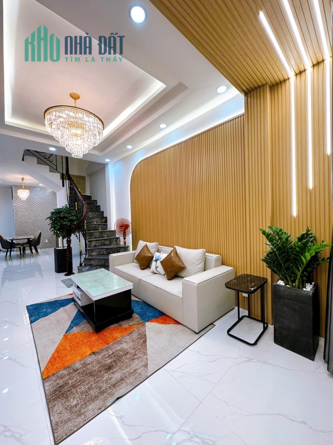 NHÀ ĐẸP LUNG LINH - 4 TẤM - GẦN CÔNG VIÊN PMQT - HXH - GIÁ RẺ 4.2 TỶ