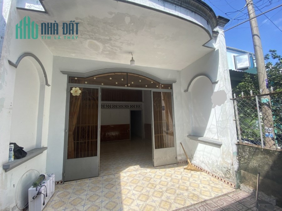 Bán Nhà Gần Mặt Tiền Hiệp Thành 17, Quận 12, 90M2, 2 Tầng, Sân Rộng Để Xe - Chỉ 3,1 Tỷ.