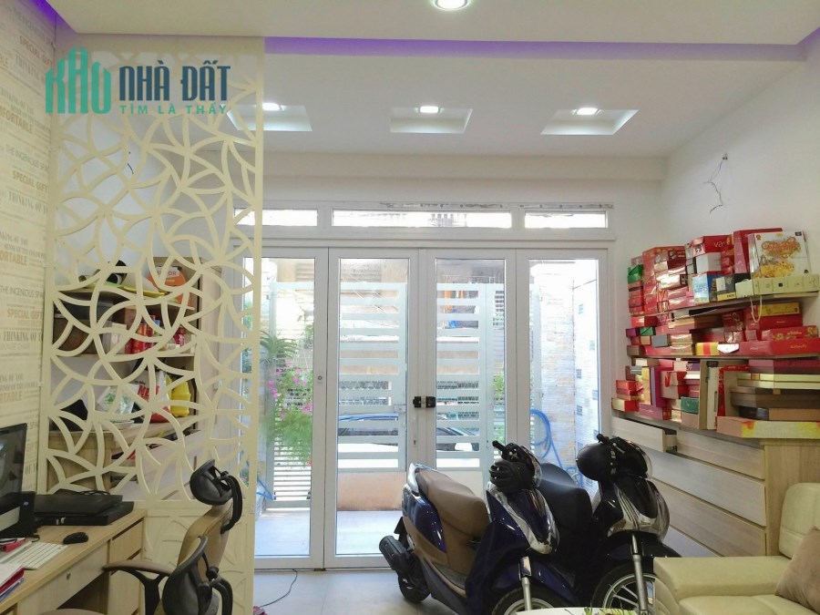 Chủ đang giảm 200tr nhà Lũy Bán Bích, Tân Phú - 54m2 - 4 Tấm - HXH - 4 tỷ hơn TL.
