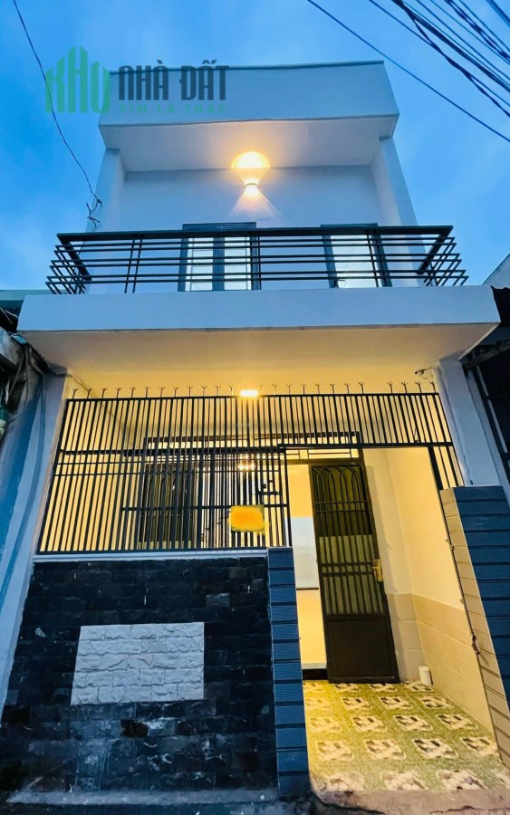 Nhà mới đón Tết-90m2 -2 lầu- Ô tô đến nhà- Gần chợ Thủ Đức- 5.9 tỷ
