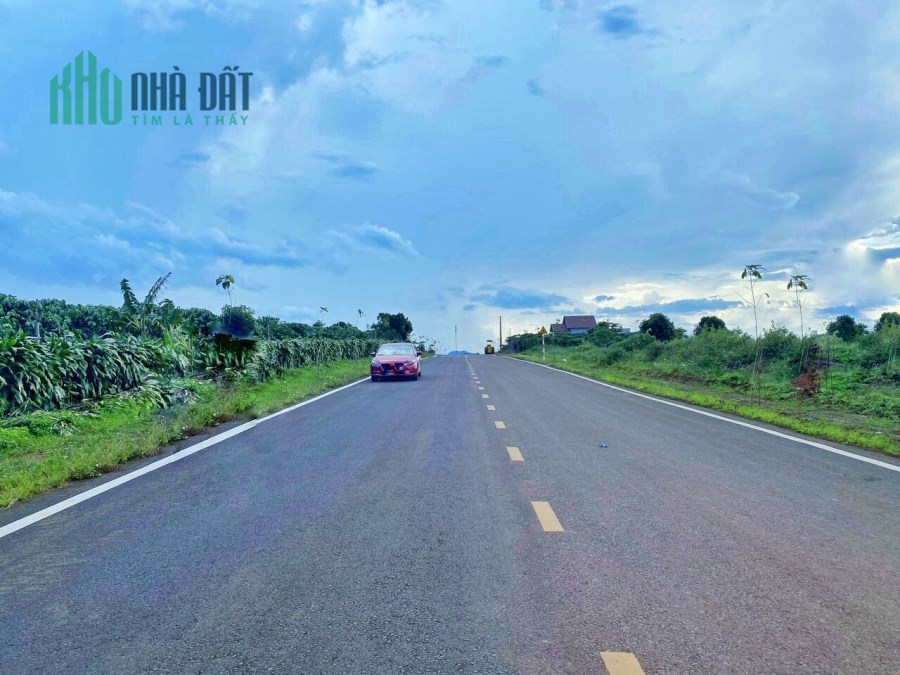 Bán gấp đất MT Nguyễn Thái Bình, 10x40m, ODT SHR giá 2 tỷ 500 tr.