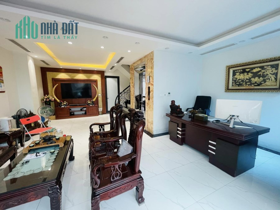 NHÀ ĐẸP GẦN PHỐ-MẶT NGÕ-MẶT TIỀN RỘNG-THANG MÁY-TIỆN ÍCH-100M 11xTỶ-DƯƠNG VĂN BÉ