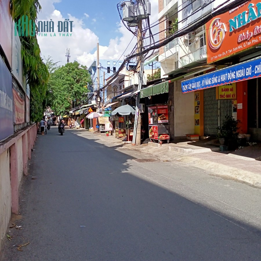 Bán nhà HXH phường Tân Sơn Nhì, gần trường học Đoàn Thị Điểm 3 tỷ 1