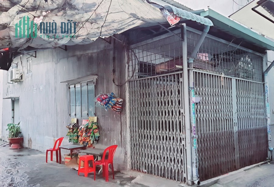 Nhà bán, vị trí siêu đẹp, C4, 4mx 14m nhình3tỷ, ĐHT06,Q12