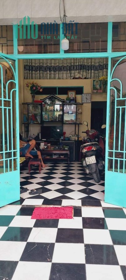 Bán nhà sát mặt tiền Nguyễn Duy, 70m2 nhỉnh 4 tỷ