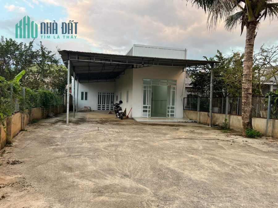 CHÍNH CHỦ Cần Bán Gấp Lô Đất Hẻm LỮ GIA - LỘC CHÂU Có Nhà Cấp 4 Kiên Cố