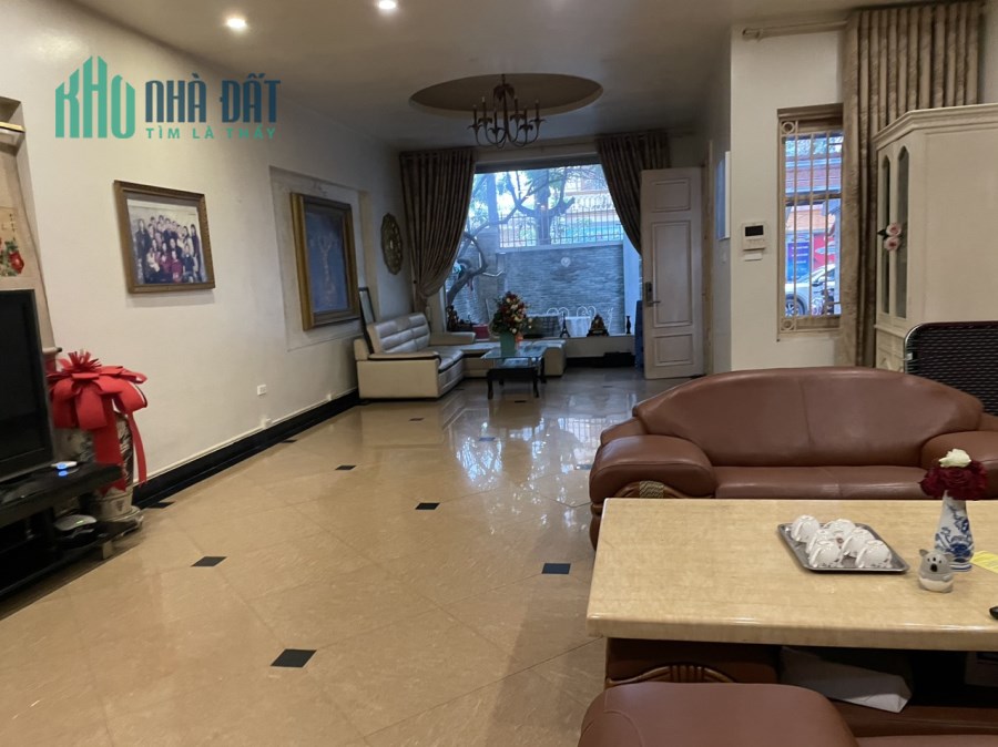Cần bán biệt thự cao cấp Làng Quốc tế Thăng long , thiết kế sang trọng, khu dân trí cao.