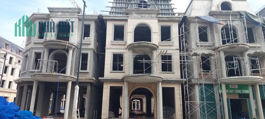 bán căn biệt thự view hồ cạnh biển phiên bản giới hạn chủ đầu tư đất xanh miền trung giá tốt hôm nay