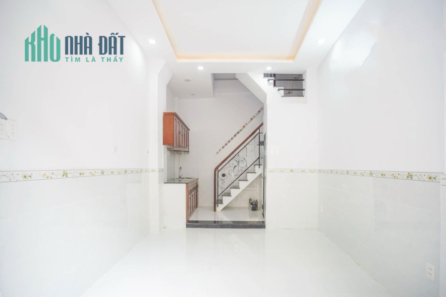 Cho thuê NNC 4 tầng hẻm Ba Đình P10 Q8  Giá : 9 Triệu