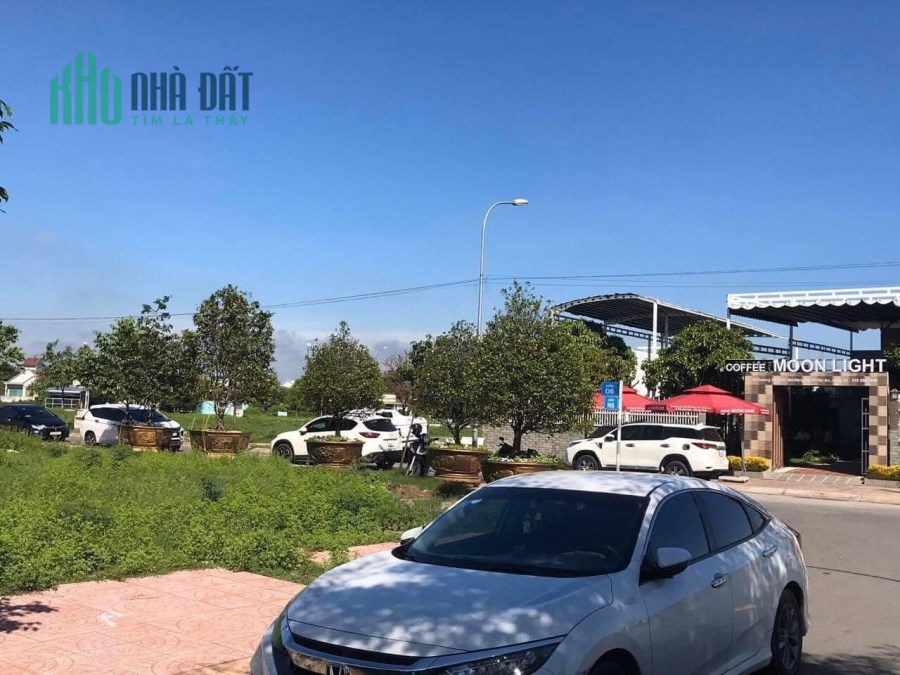 Sang nhượng lại quán Cafe Moonlight Coffee _ P6 _Tp Tân An ( D6 idico 2)
( Trung Tâm Thương Mại