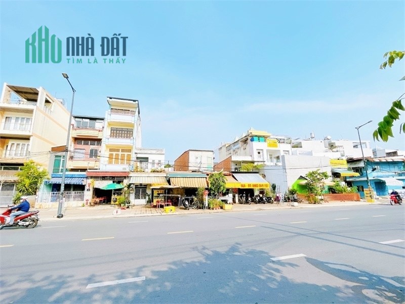 Bán nhà mặt tiền kinh doanh 34 Tô Hiệu ,DT:15m x 21m 1 lầu giá 30 tỷ