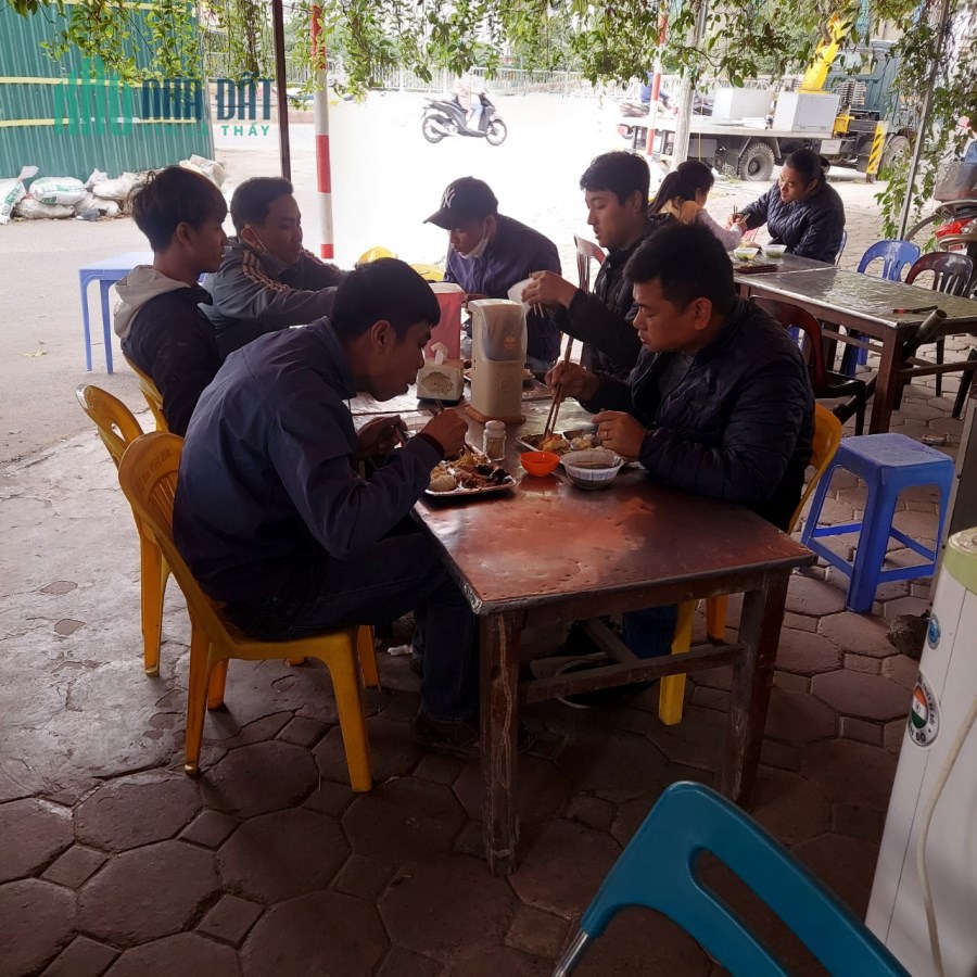 CẦN SANG NHƯỢNG LẠI CỬA HÀNG CƠM BÌNH DÂN TẠI MỖ LAO, HÀ ĐÔNG