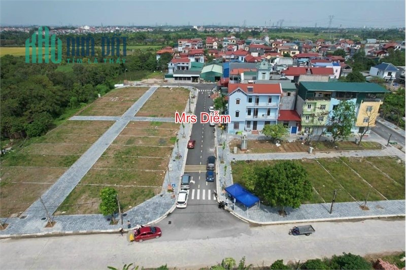 Bán cắt lỗ giá thầu 99m  khu đấu giá Giao tác, Liên Hà, Đông Anh. Giá 3.7 tỷ nhé, nhanh