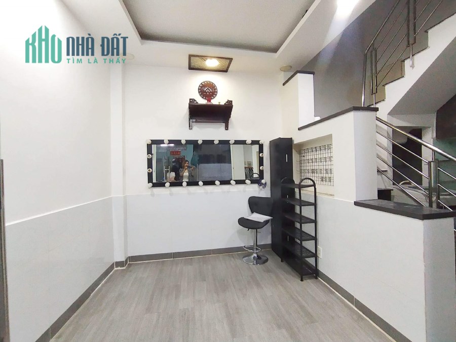 BÁN GẤP NHÀ NGỘP BANK Hồ Học Lãm- 93M2-Giá chỉ 4 Tỷ