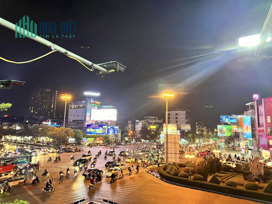 Mặt phố Xã Đàn hoa lệ sầm uất vỉa hè rộng kinh doanh bất  chấp, tòa 6 tầng chỉ 15.5 tỷ