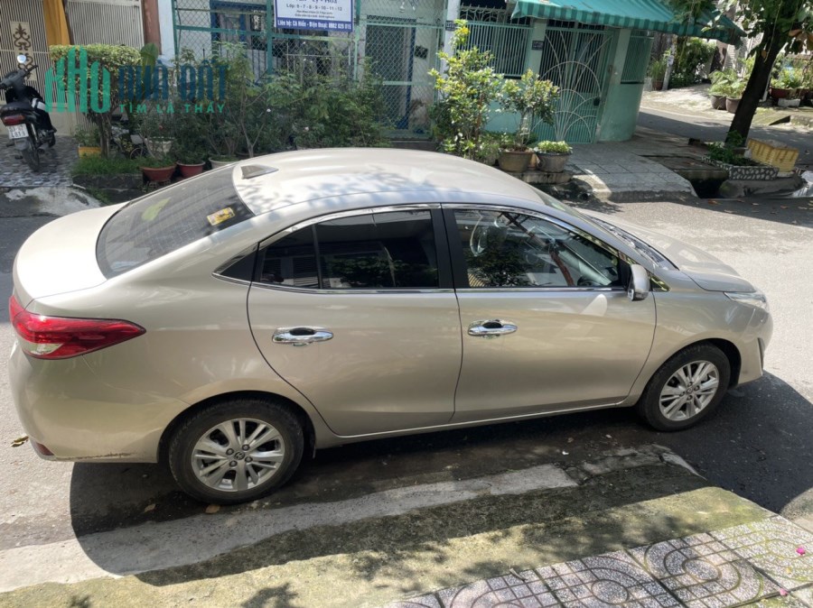 Chính chủ cần bán Toyota Vios G 2020, đăng ký 3/2020, vàng cát
