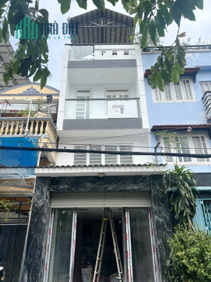 Cho thuê nhà mới nguyên căn mặt tiền Đặng Thúc Liêng P4Q8